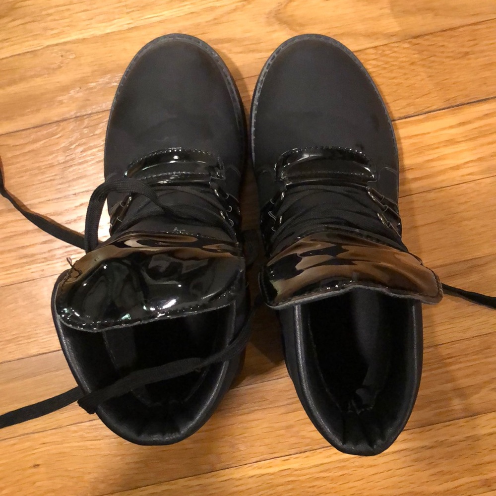 Moon boots!!! - Picture 3 of 4